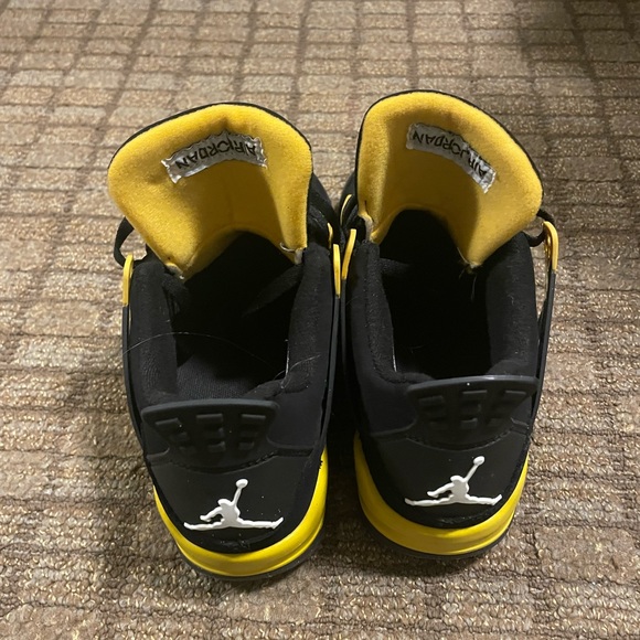 Jordan Thunder 4s - Picture 3 of 6